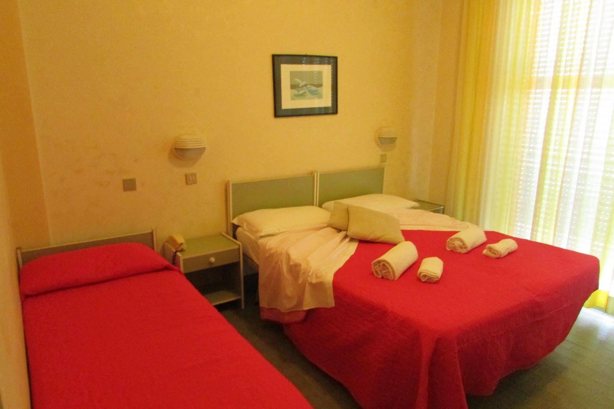 Hotel Brenta Viserbella di Rimini Exterior photo